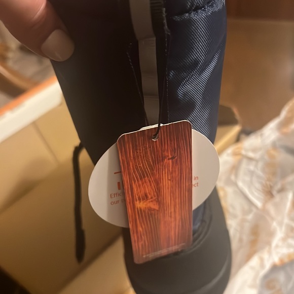 🛍️Northside Unisex big kids Frosty Insulated Snow Boots eu 38/ us 6 - Picture 5 of 7